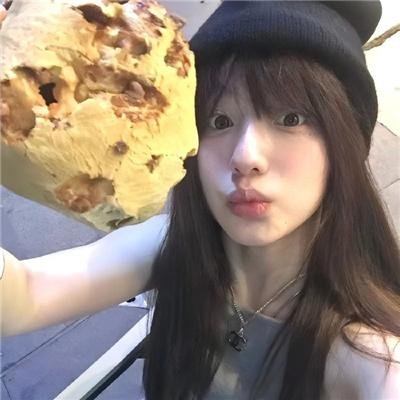 传闻中的女人